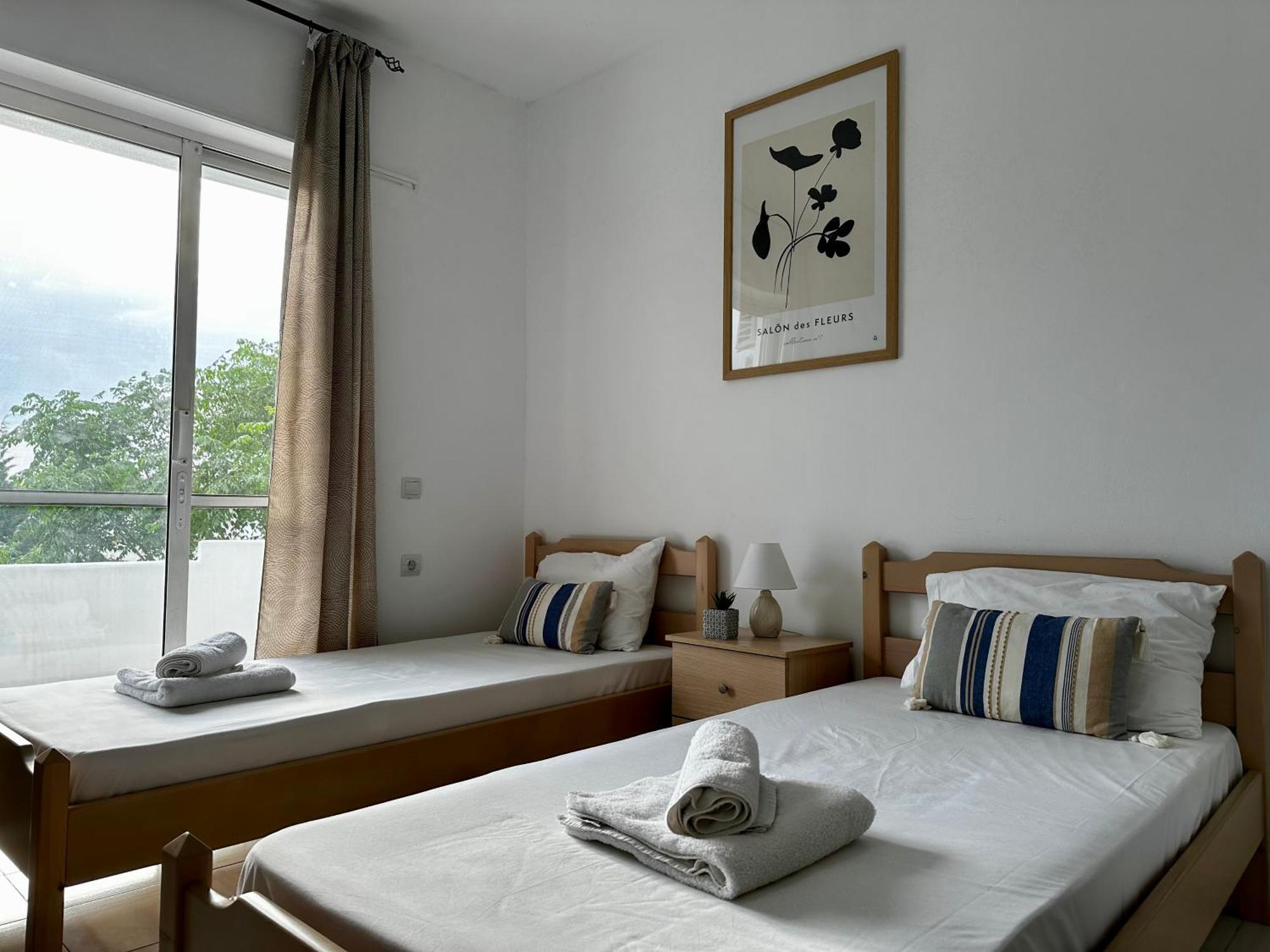 Central, Sunny & Spacious Apartment, In Kos, "1" Екстер'єр фото